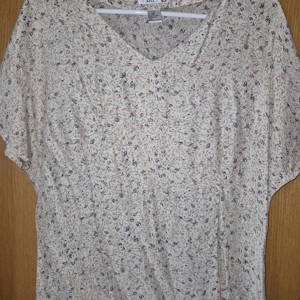 Kasper Vintage Cream Floral Women's Top